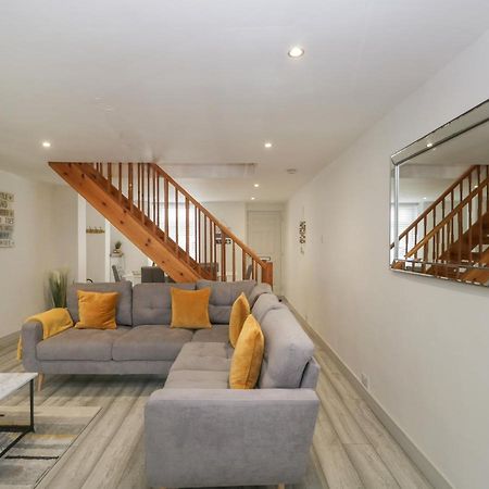 Harbour Retreat Villa มิลลอม ภายนอก รูปภาพ